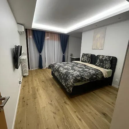 Appartement Chez Flo Ap 38 *